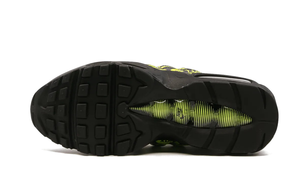 Comfort - enhanced Track - meet Air Max 95 PRM "Volt Logo"
