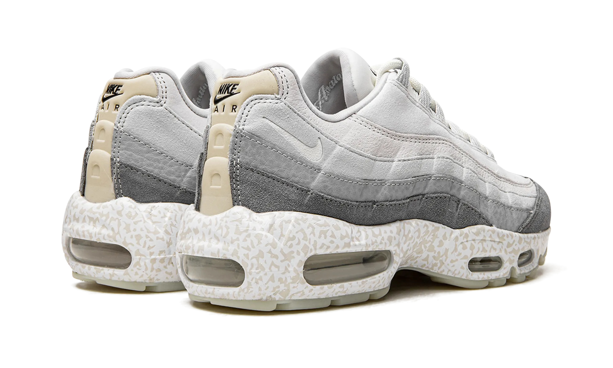Air Max 95 QS "Light Bone-Glow in the Dark" short - distance running choice