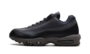 Air Max 95 "A Ma Mani??re - Hand Wash Cold" slow - paced running shoes
