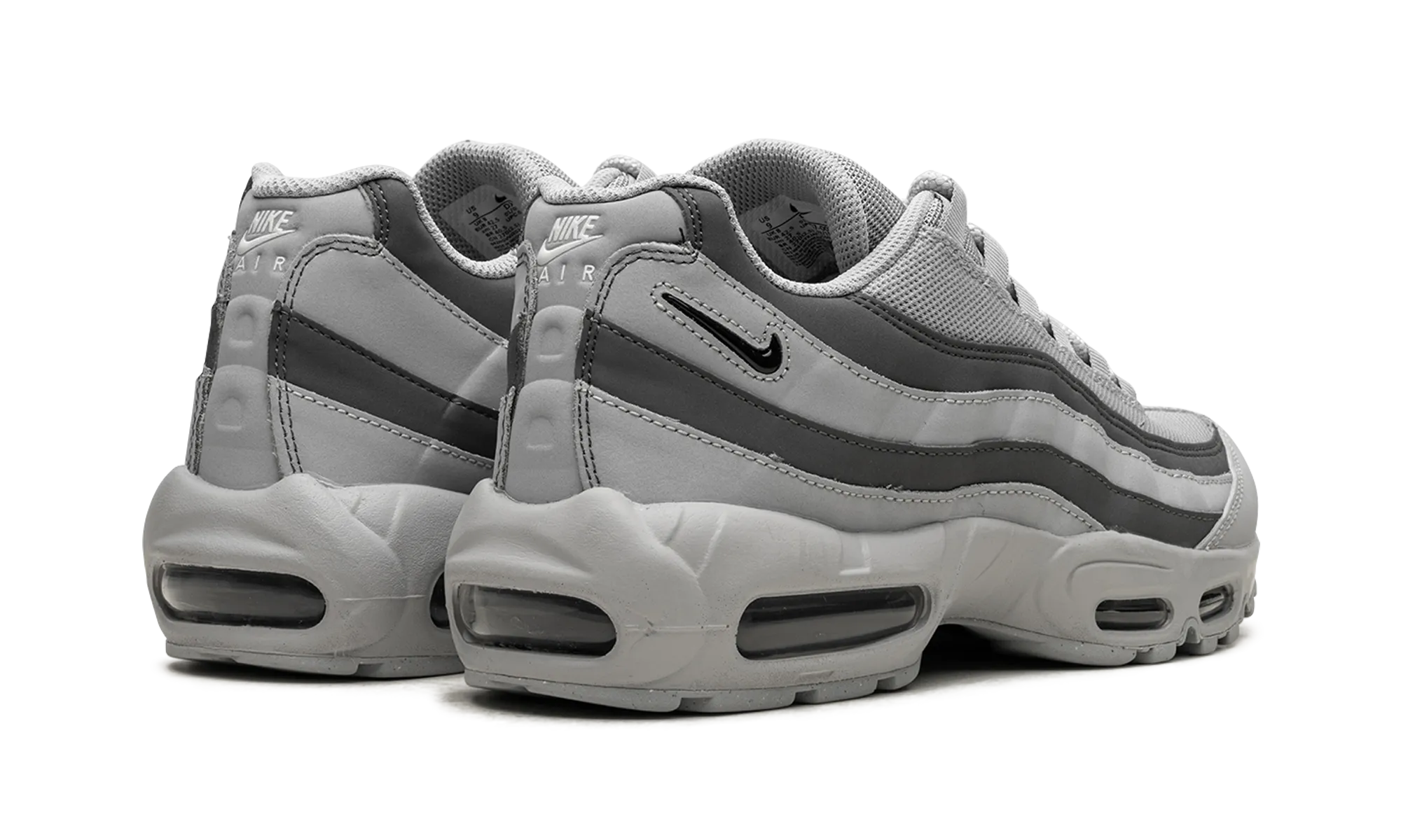Air Max 95 "Greyscale" running in a volleyball court area shoes color - grey