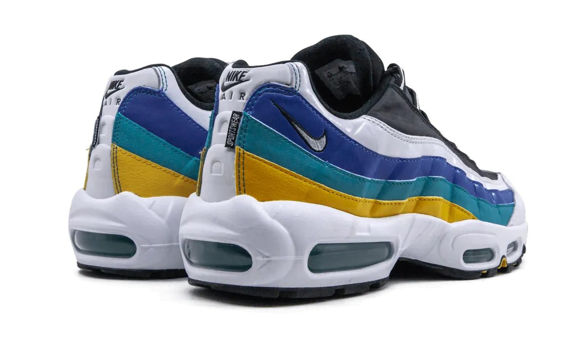 ventilated design shoes Air Max 95 SE