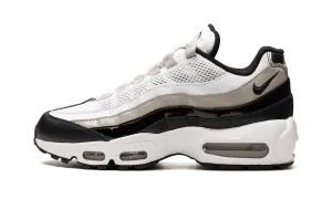 left - foot shoe High quality materials AIR MAX 95 WMNS "Light Iron Ore / Black Patent"