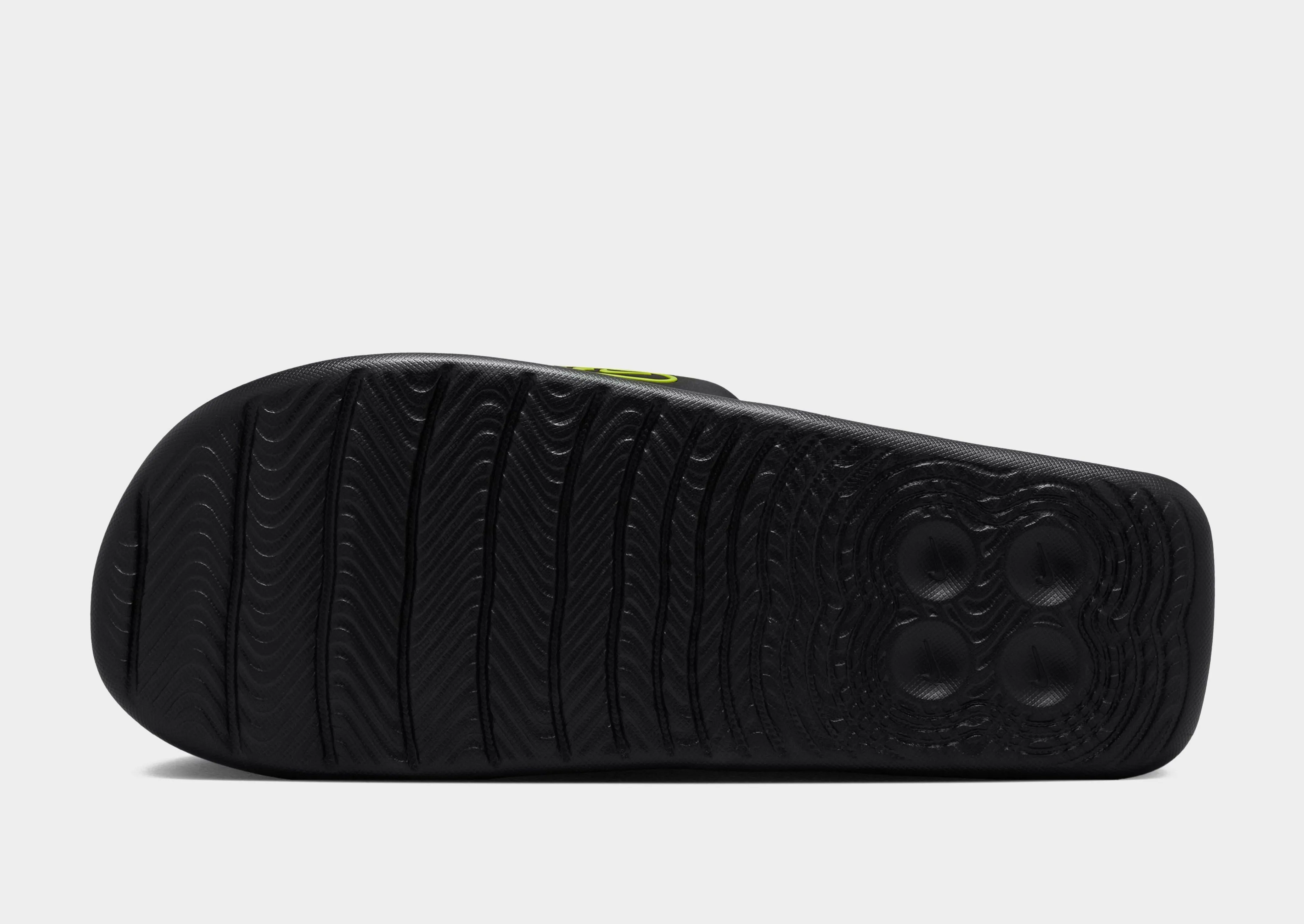 Air Max Cirro ShockAbsorbing insulated hydration pack