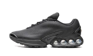 Air Max Dn "Triple Black" Running Equipment moderate