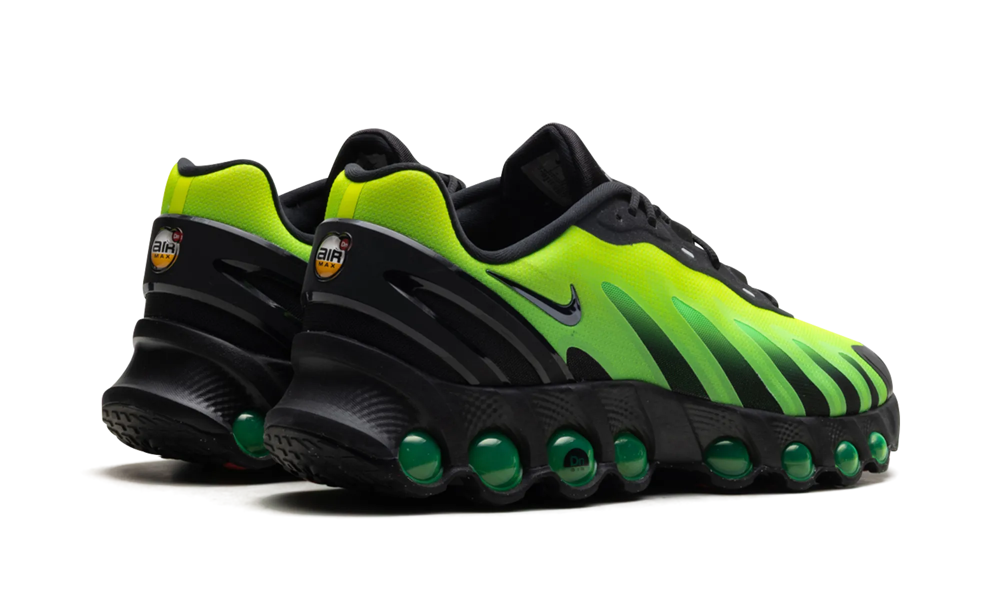 Air Max DN8 "Black Green" premium running gear