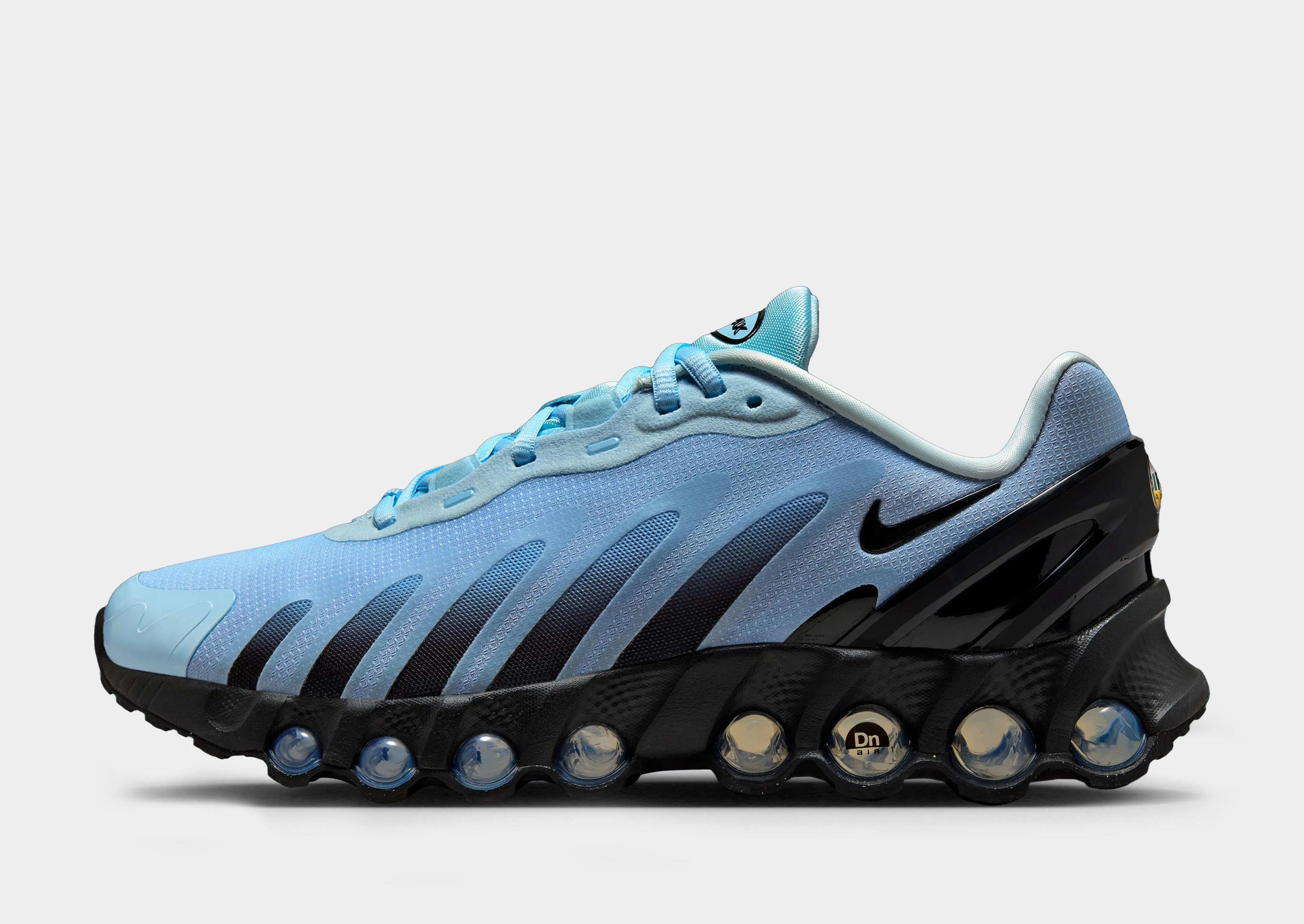 Air Max DN8 Women's loose - fit orthotic - friendly shoes