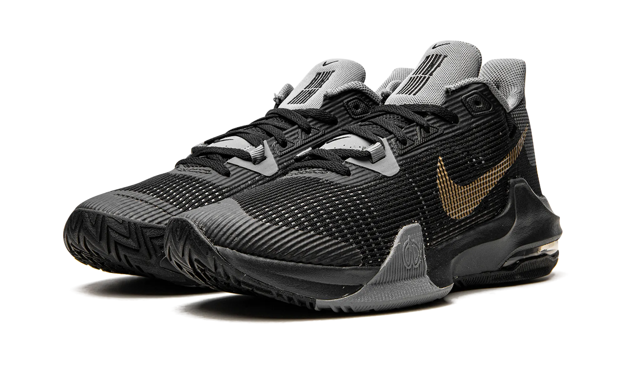 Air Max Impact 3 "black gold" running in sand shoes