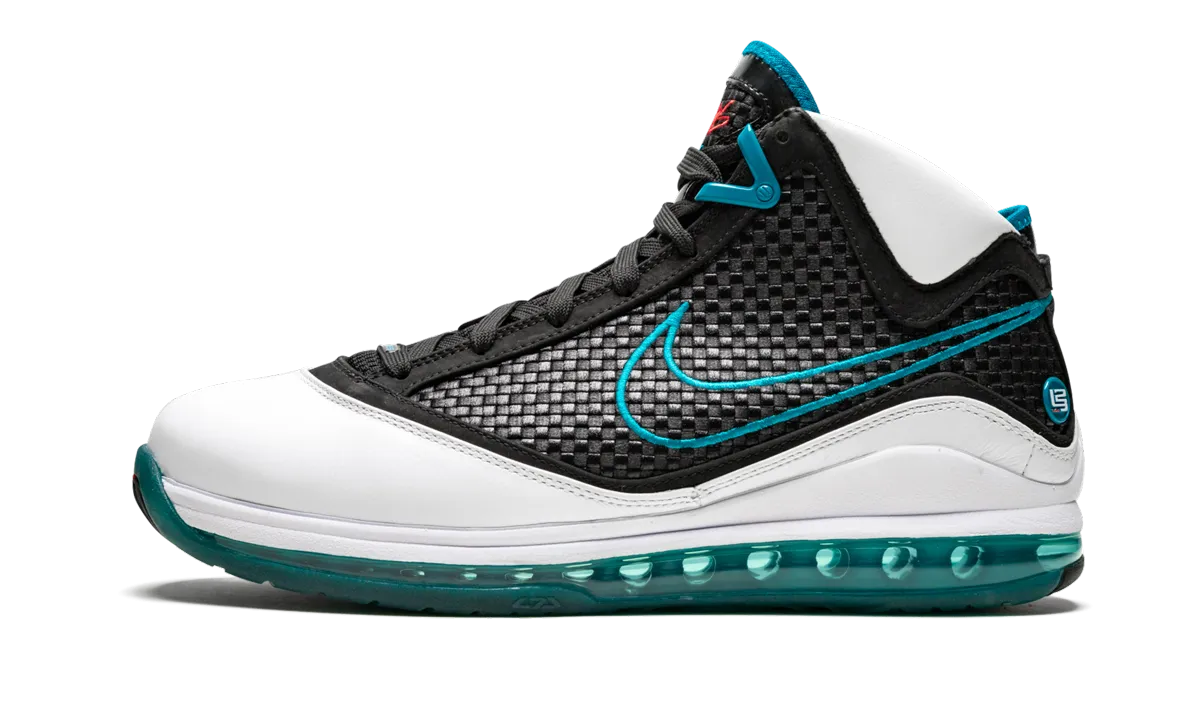 Air Max Lebron 7 NFW "Red Carpet" active shoes option