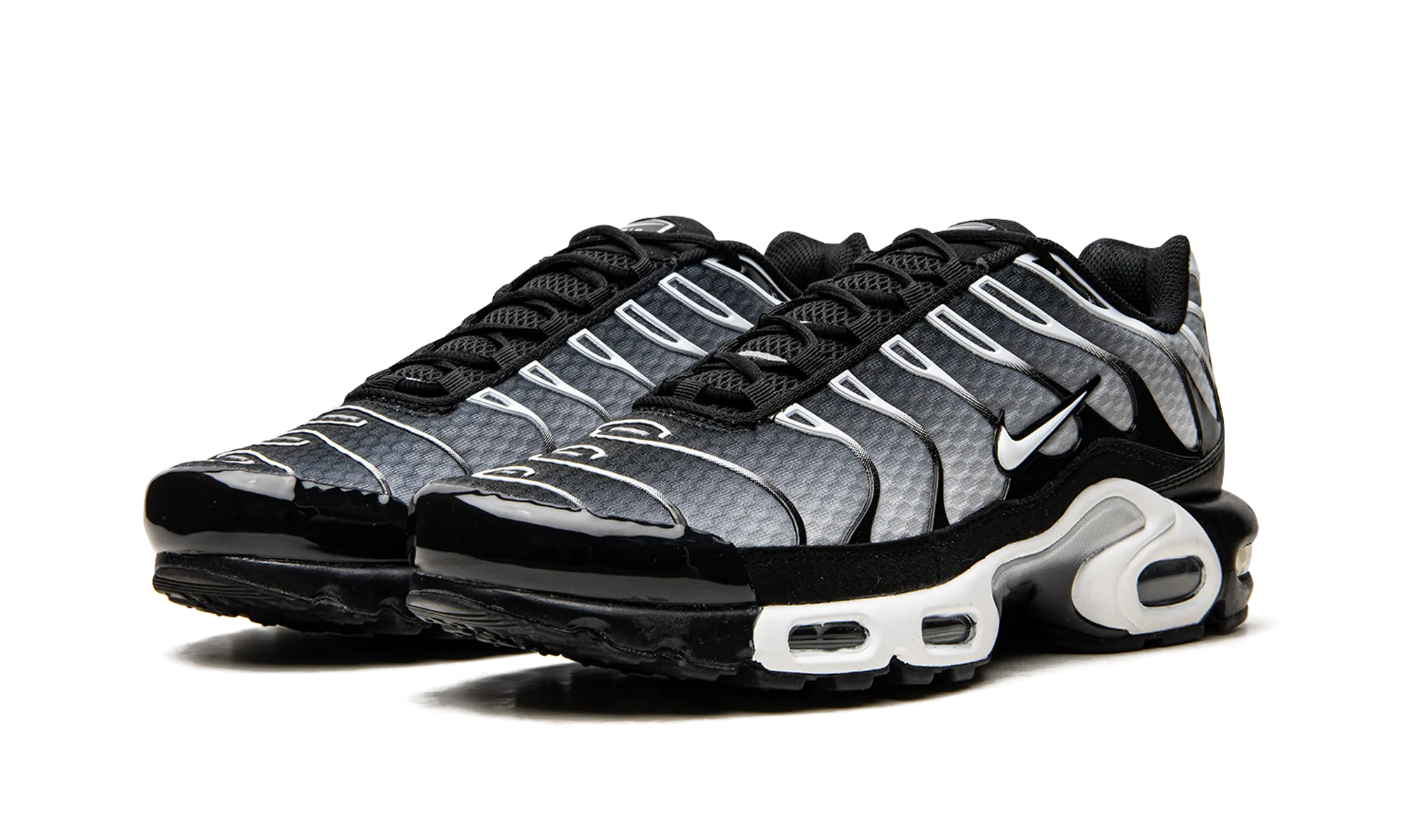 Air Max Plus "Black / Silver" loose - fit
