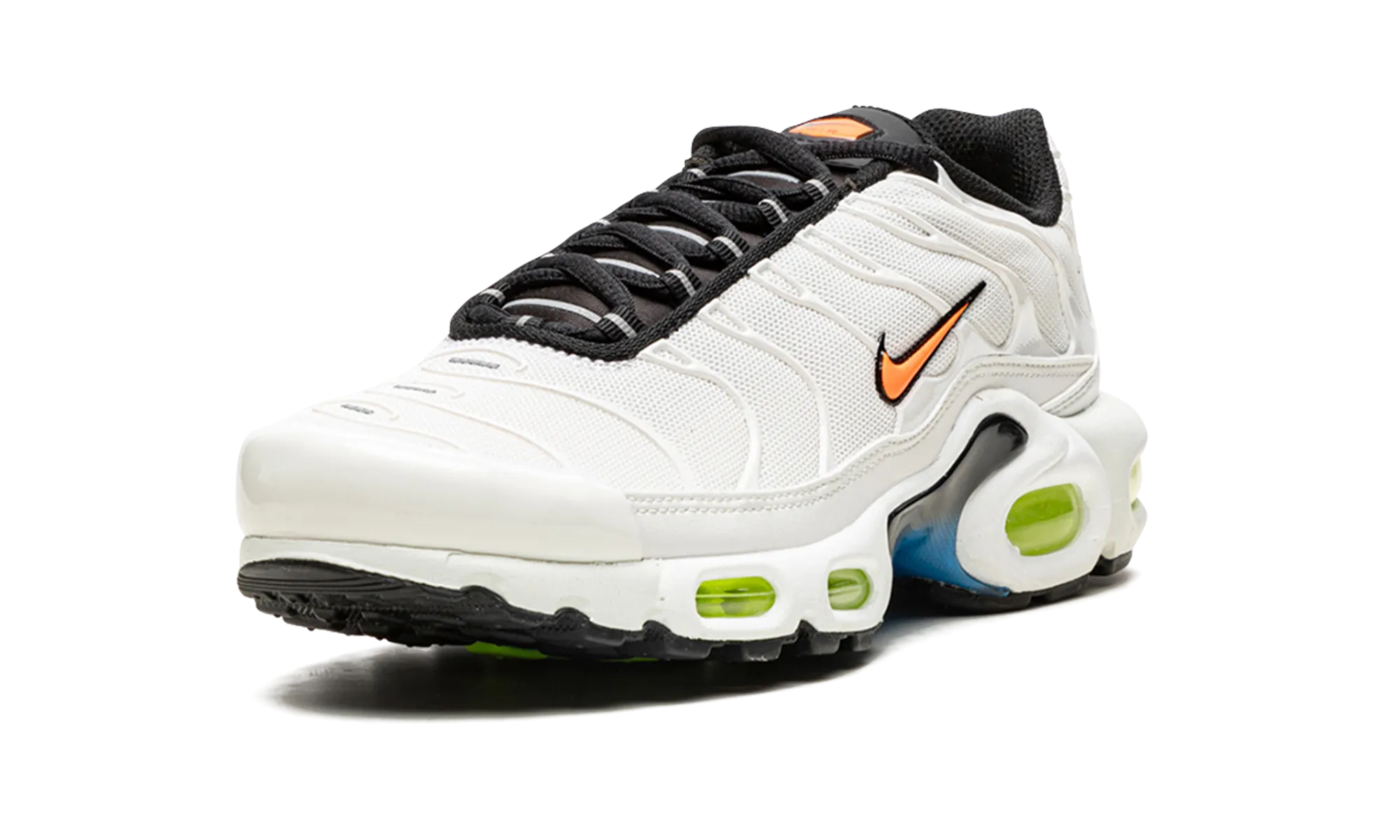 white shoes AIR MAX PLUS WMNS