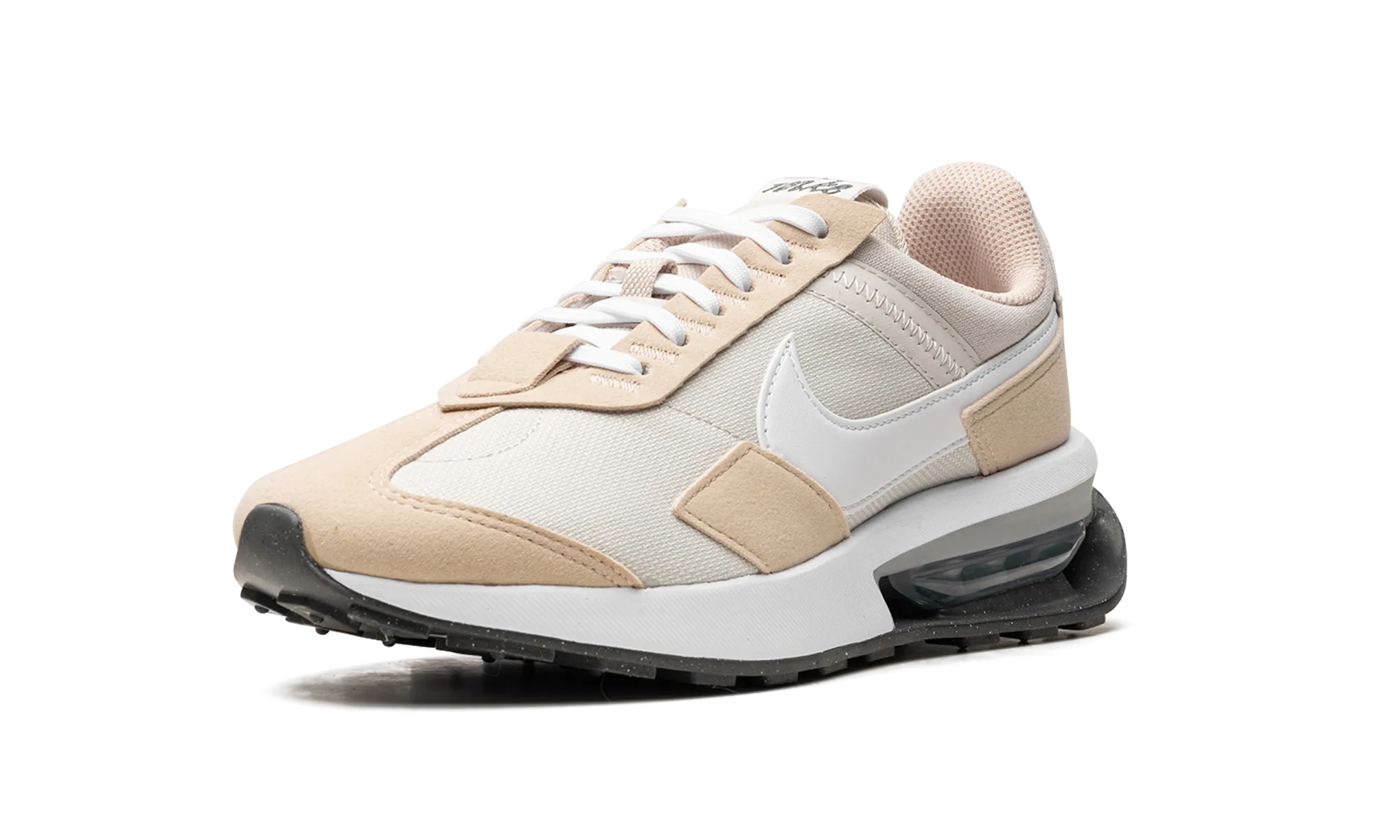 running on a wooden track shoes AIR MAX PRE-DAY WMNS "LIGHT BONE SANDDRIFT"