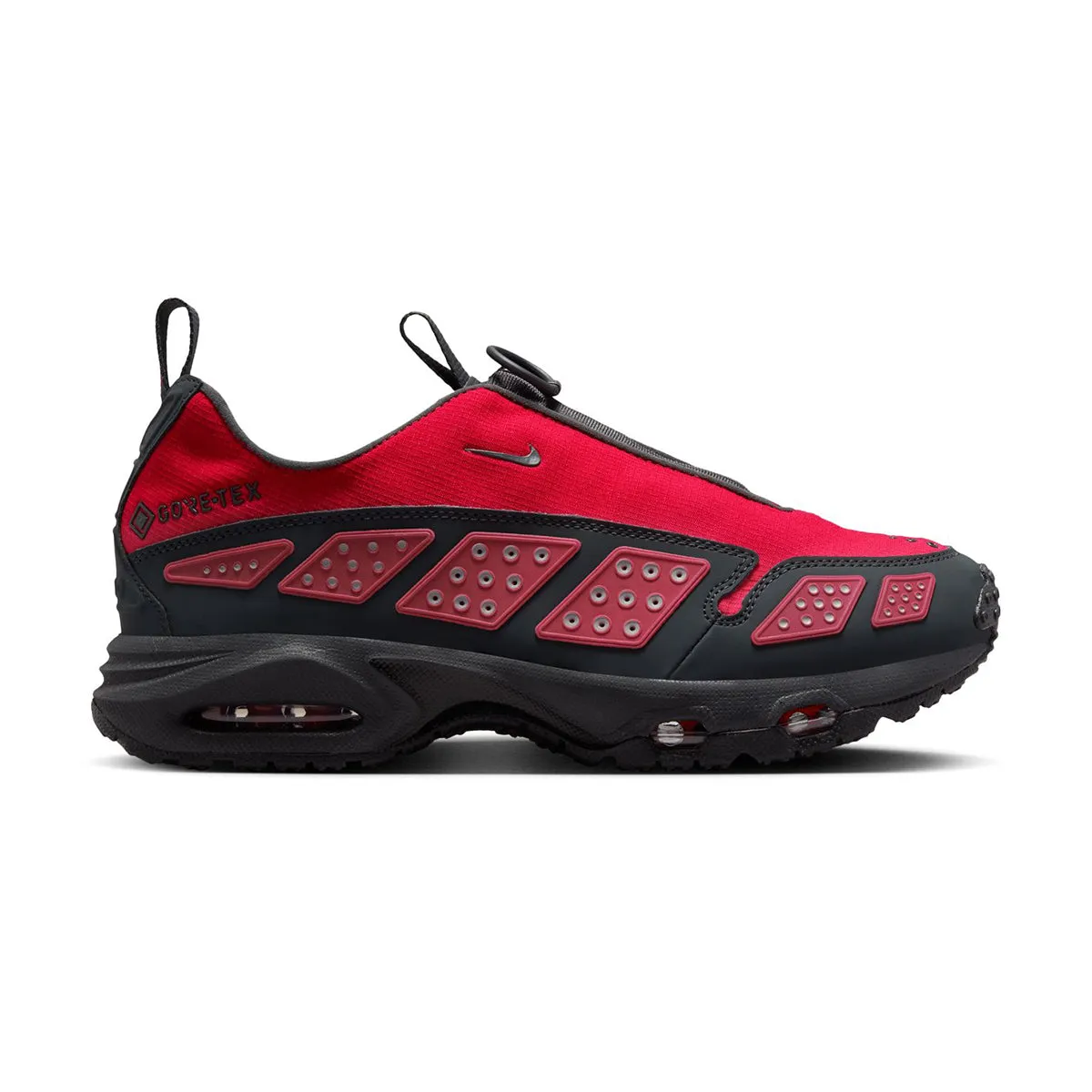 Air Max SNDR GORE-TEX 'Hyper Crimson' seniors - specific features