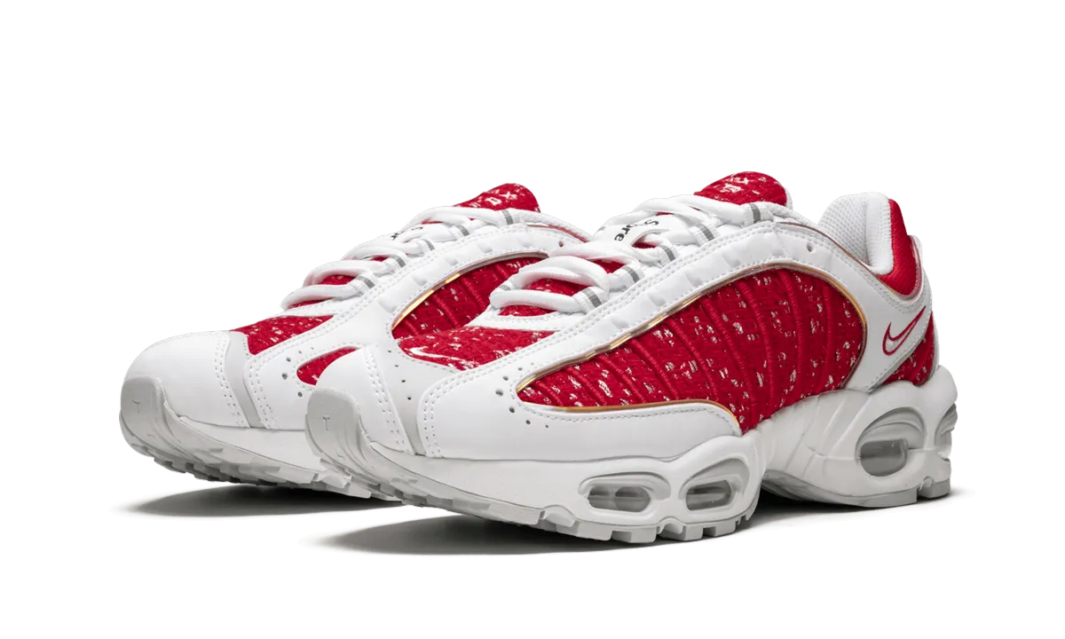 Air Max Tailwind 4 / S "Supreme - White/Red" routine