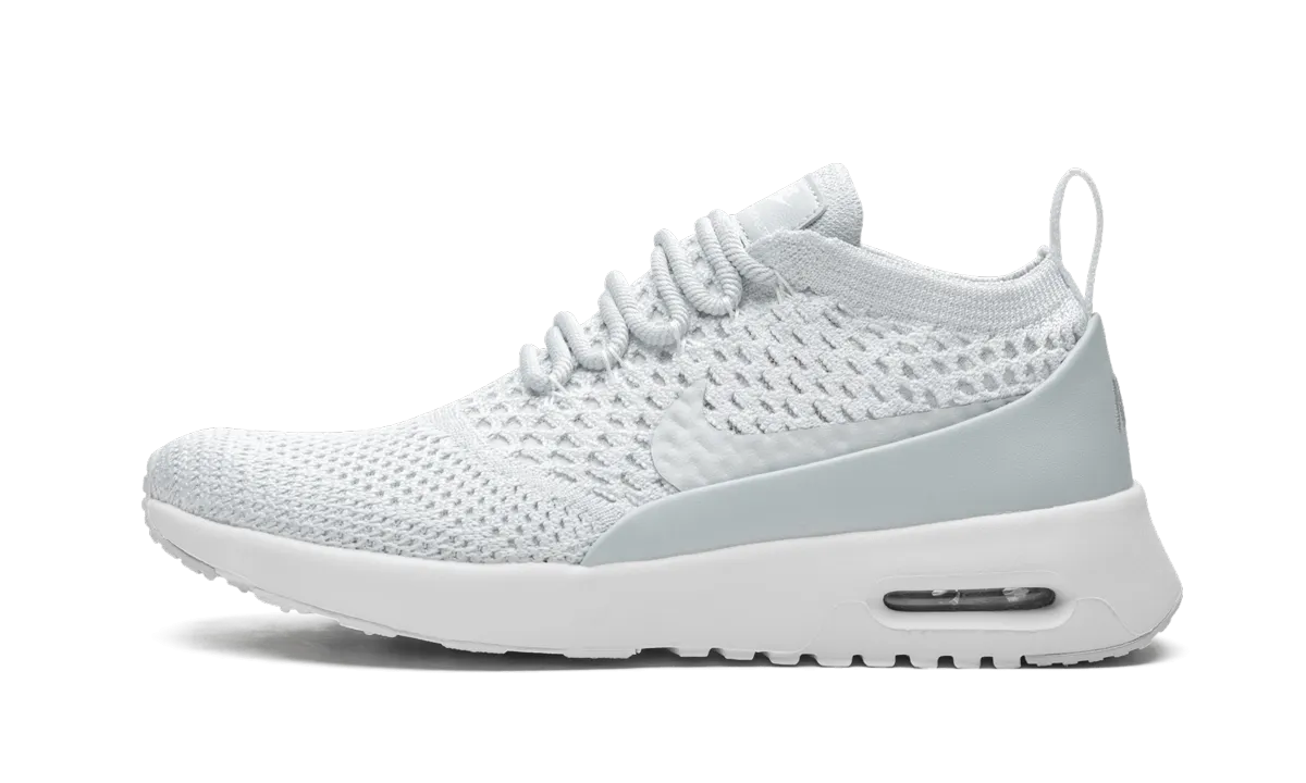 color - coordinated shoes AIR MAX THEA ULTRA FK WMNS