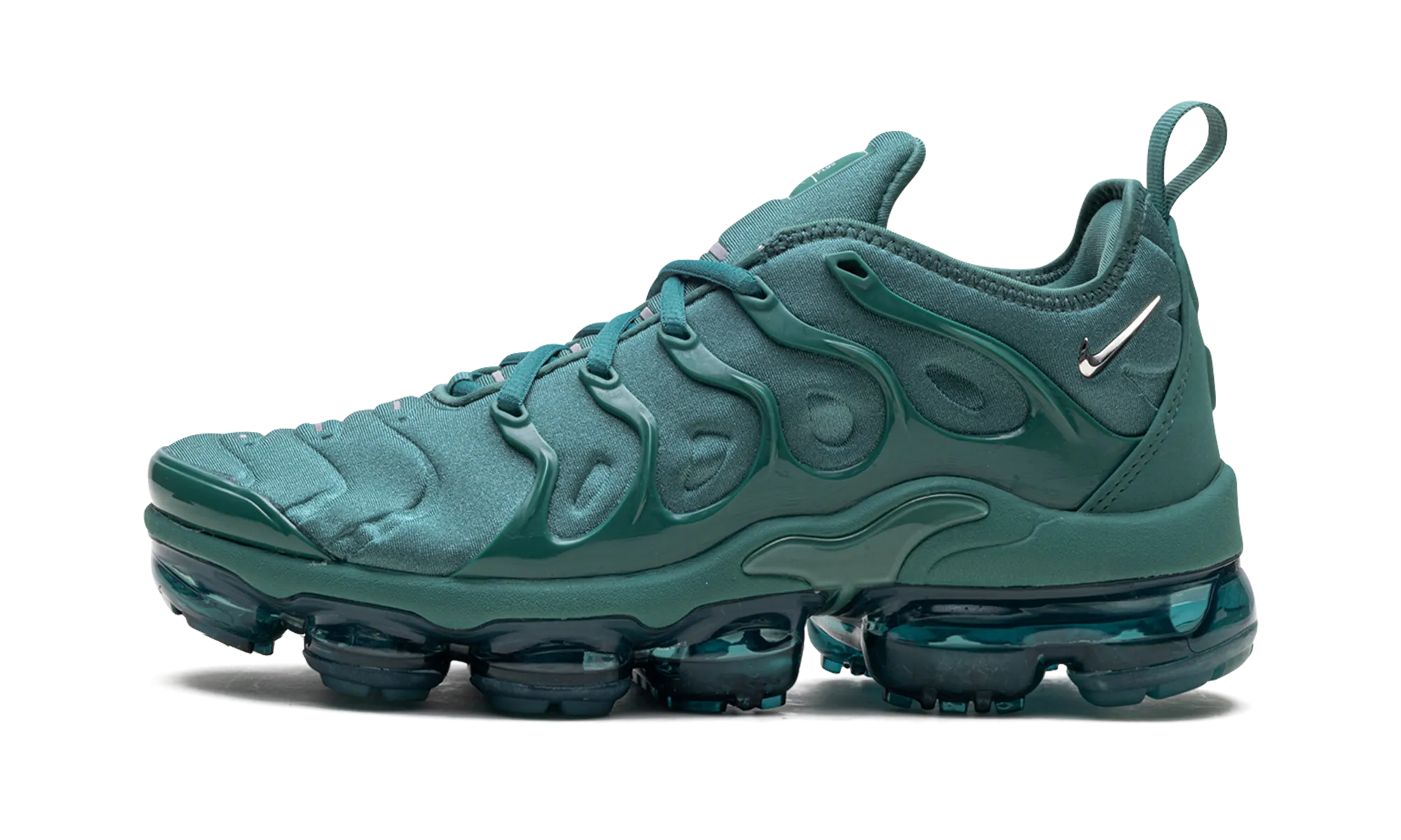 early morning running shoes running in a golf course area shoes Air Max VaporMax Plus WMNS "Bicoastal"