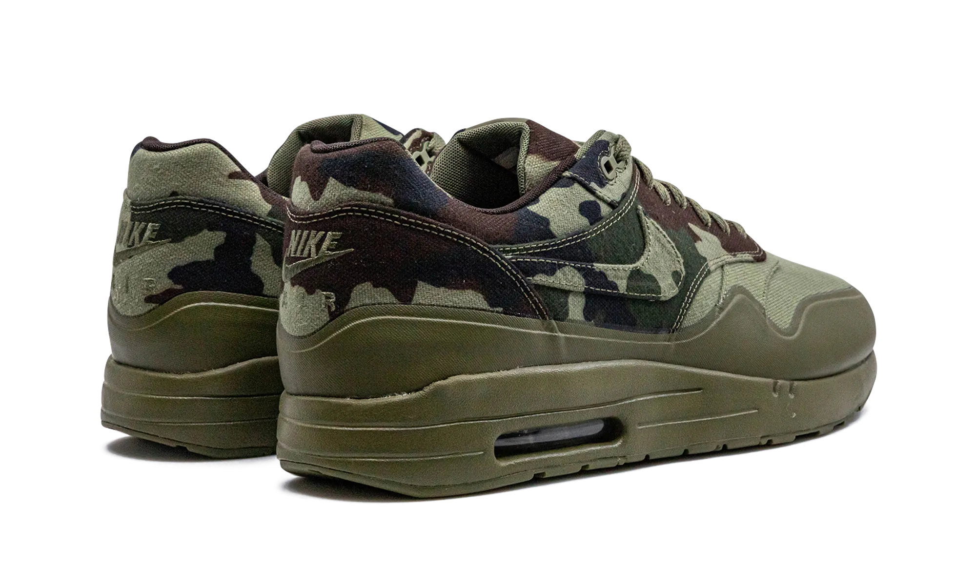 solid - color shoes weekend warrior Air Maxim 1 France SP "France"
