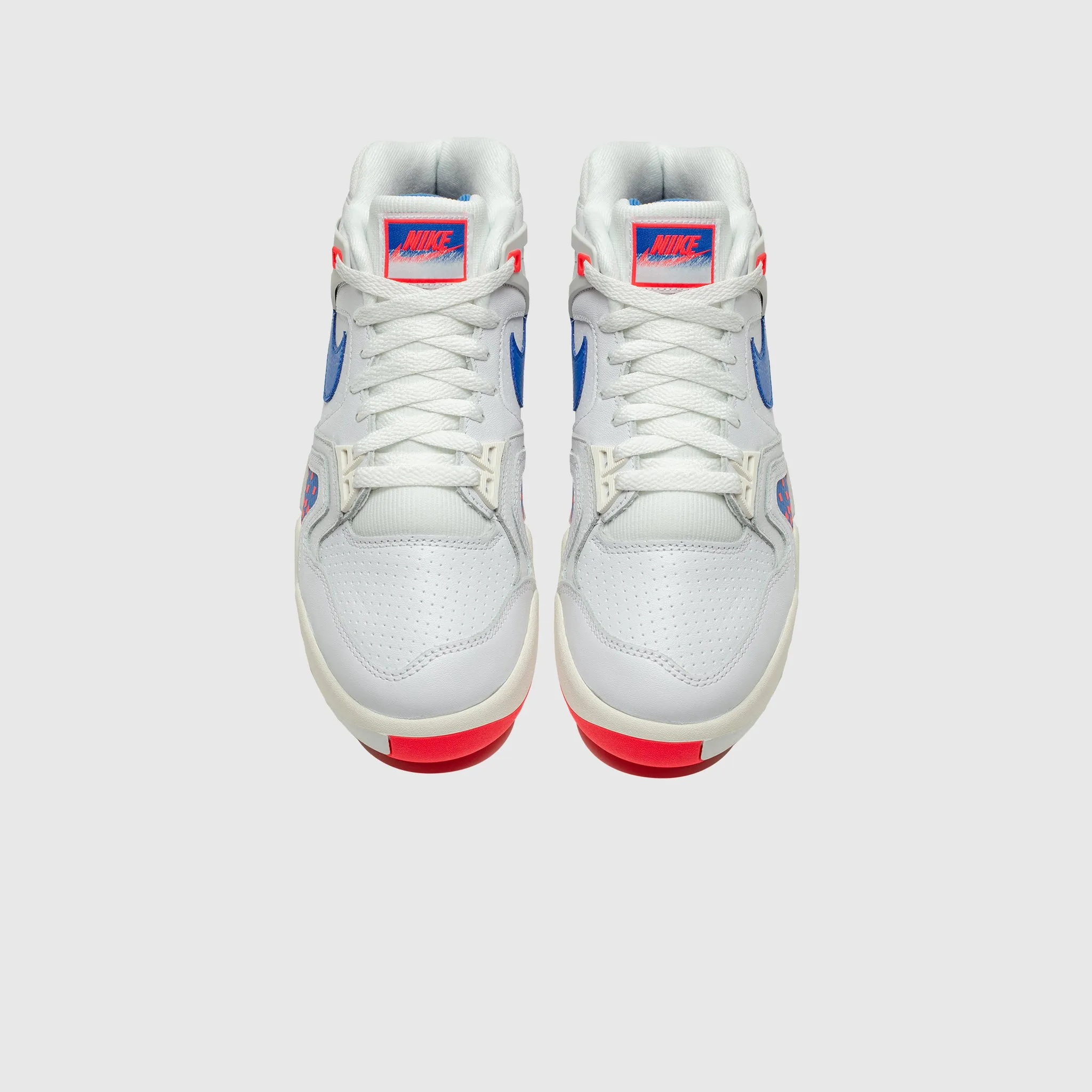 Fashion-Forward Look AIR TECH CHALLENGE 2 "PIXEL COURT"