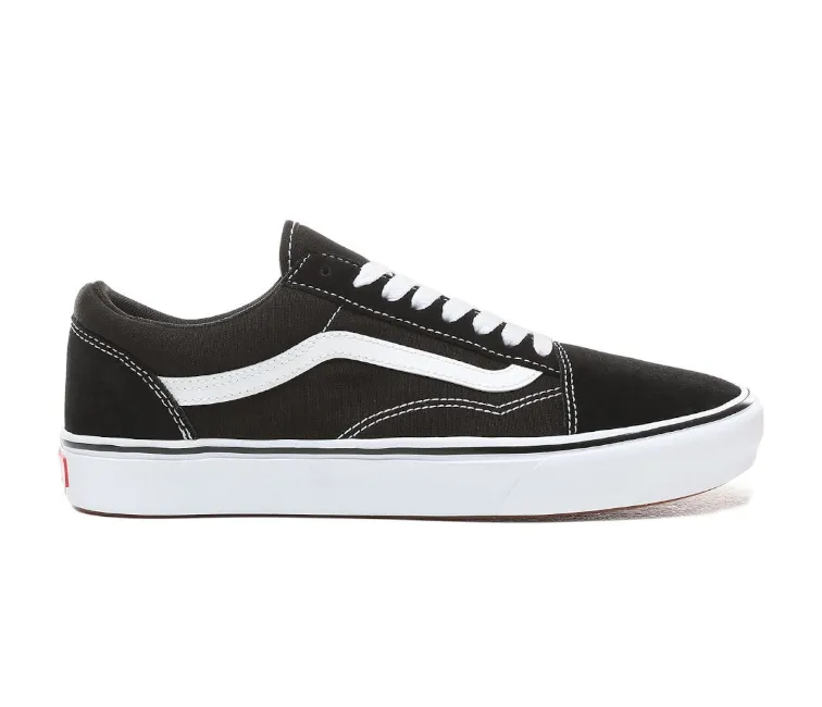 Vans Unisex Comfycush Old Skool (Black/White) Toe Protection