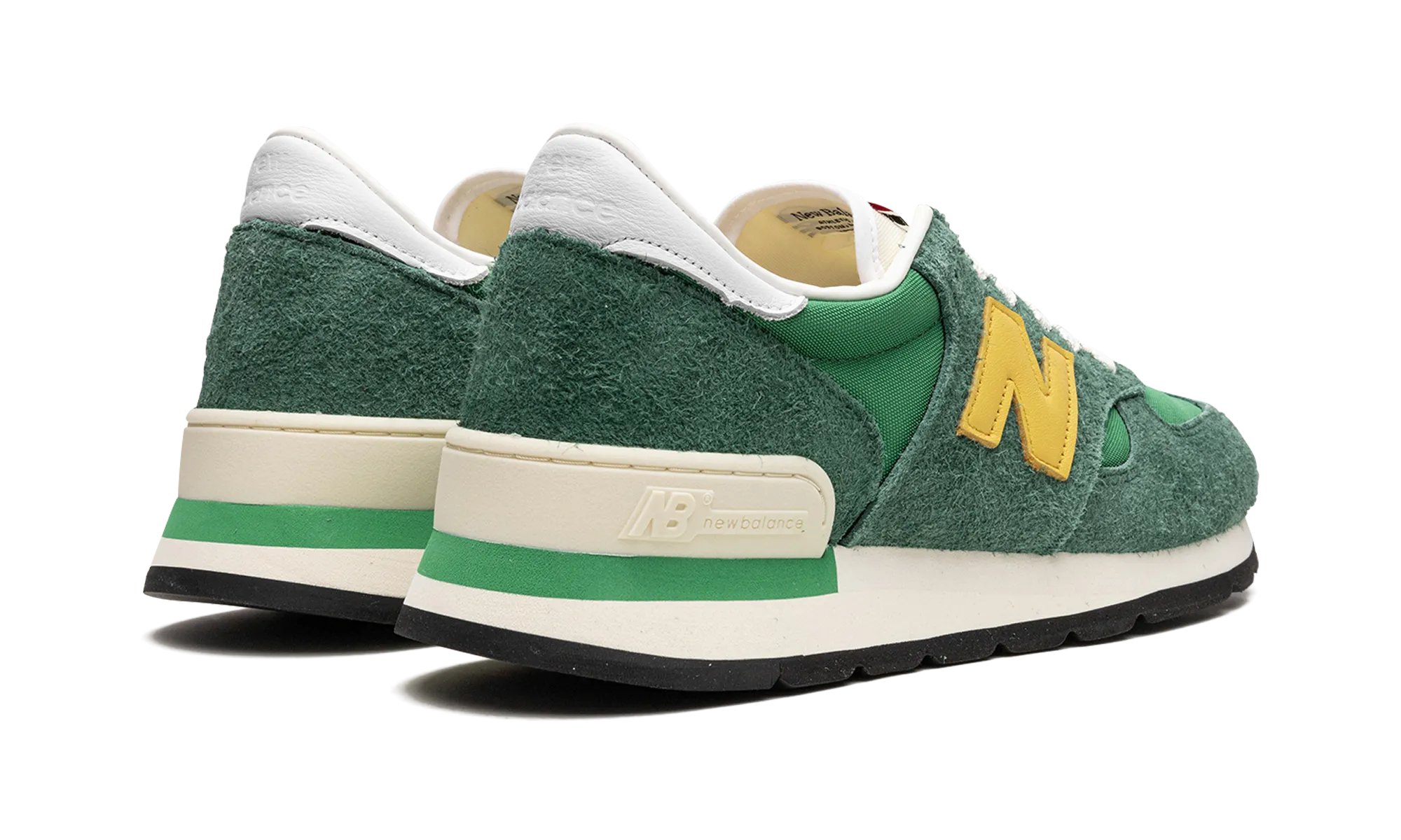 running in a desert oasis area shoes sailing shoes 990 V1 "Green/Gold"