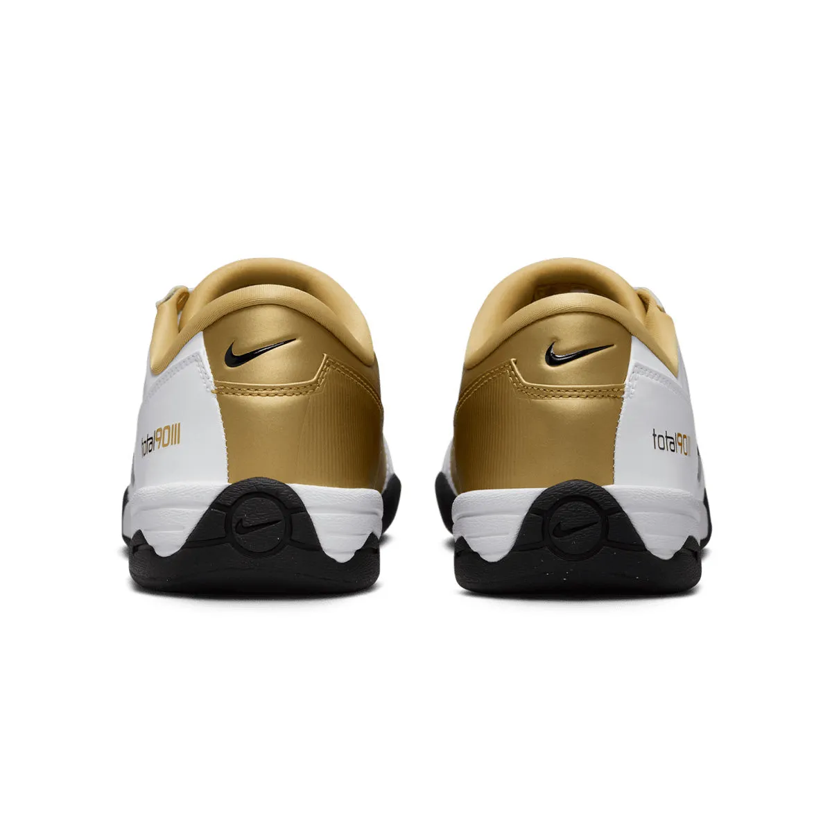 Total 90 III 'White Metallic Gold' spring - style