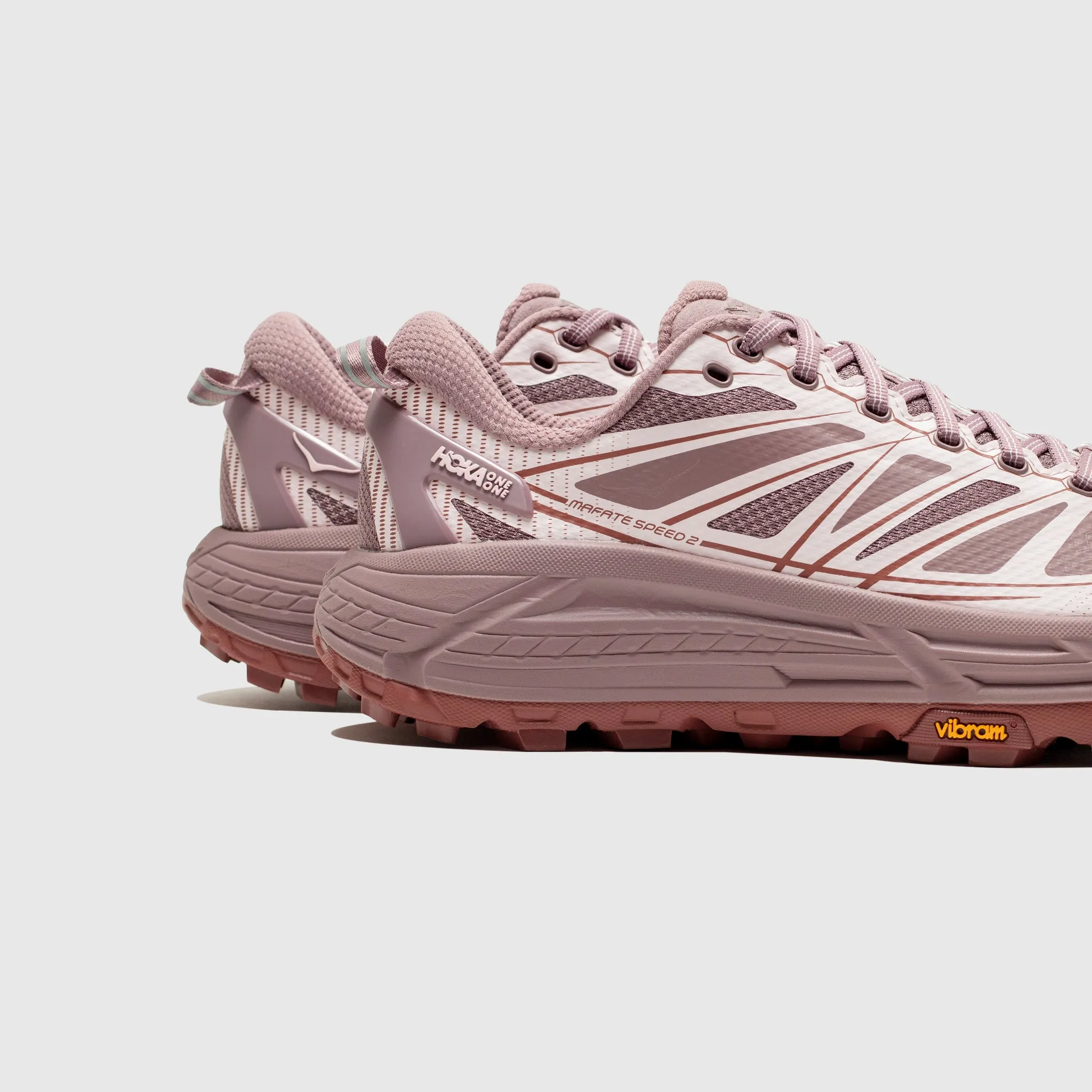 High-Traction Sole Layered Support U MAFATE SPEED 2