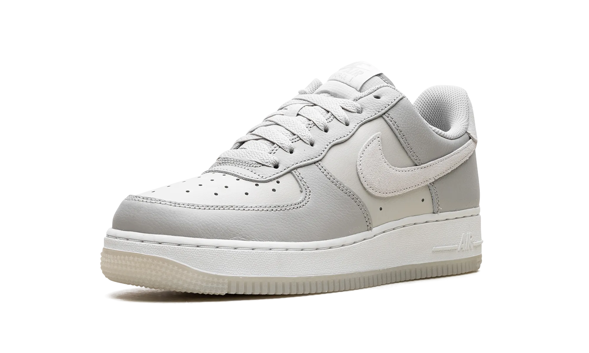 Move Light Maximum Grip Air Force 1 '07 "Light Bone"