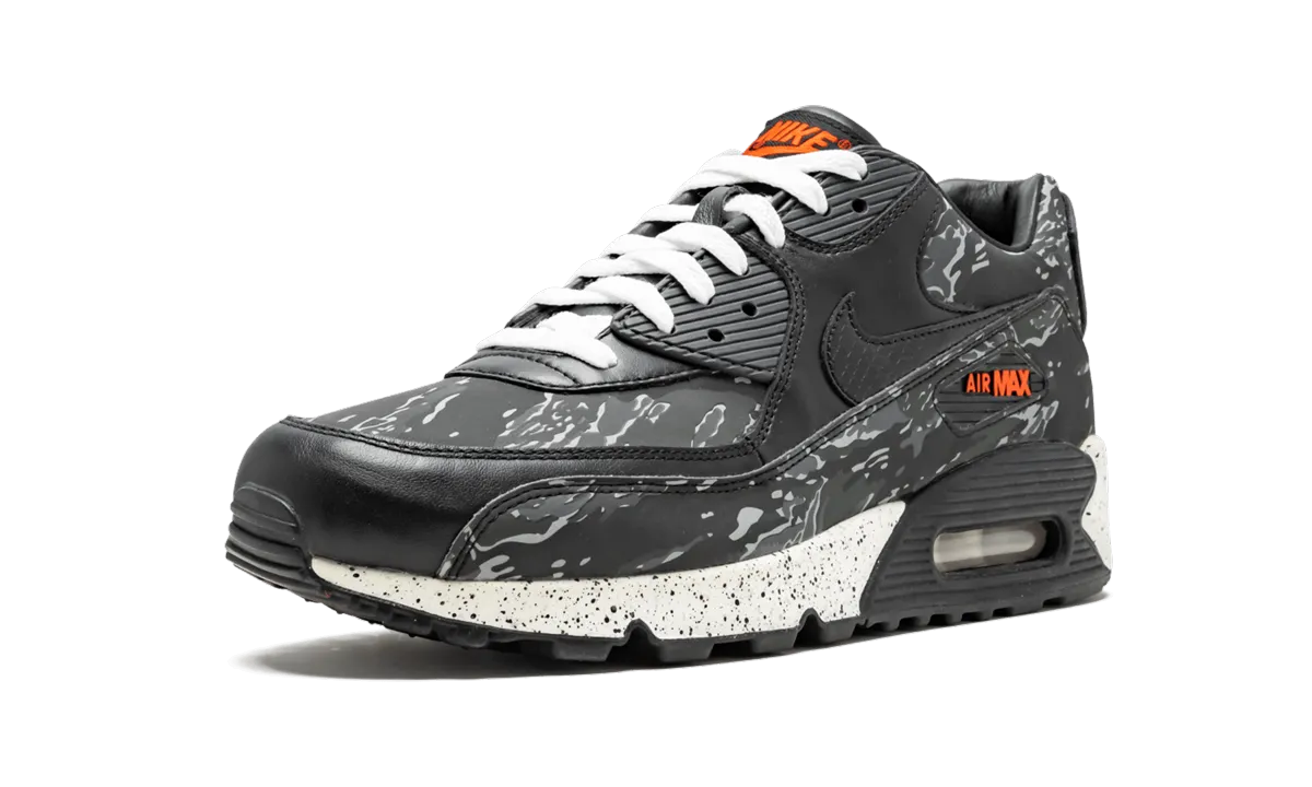 Air Max 90 Premium "Atmos" running with a foam midsole