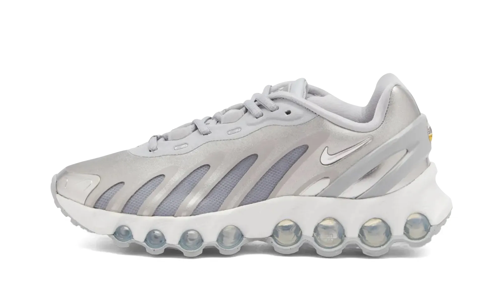 Vibrant Air Max DN8 "Wolf Grey / Metallic Silver"
