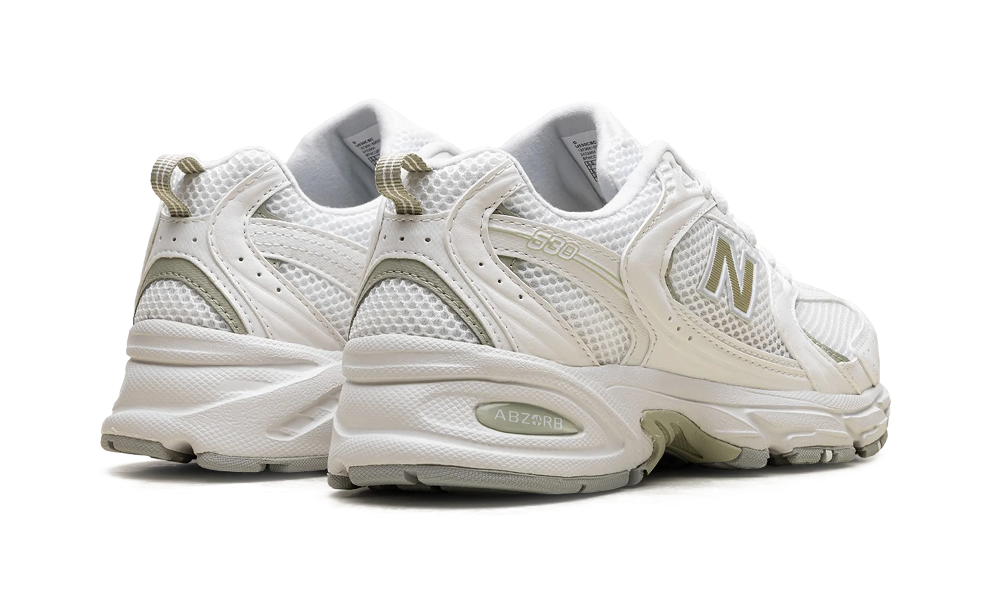 530 "Reflection Olivine" recycled - material shoes