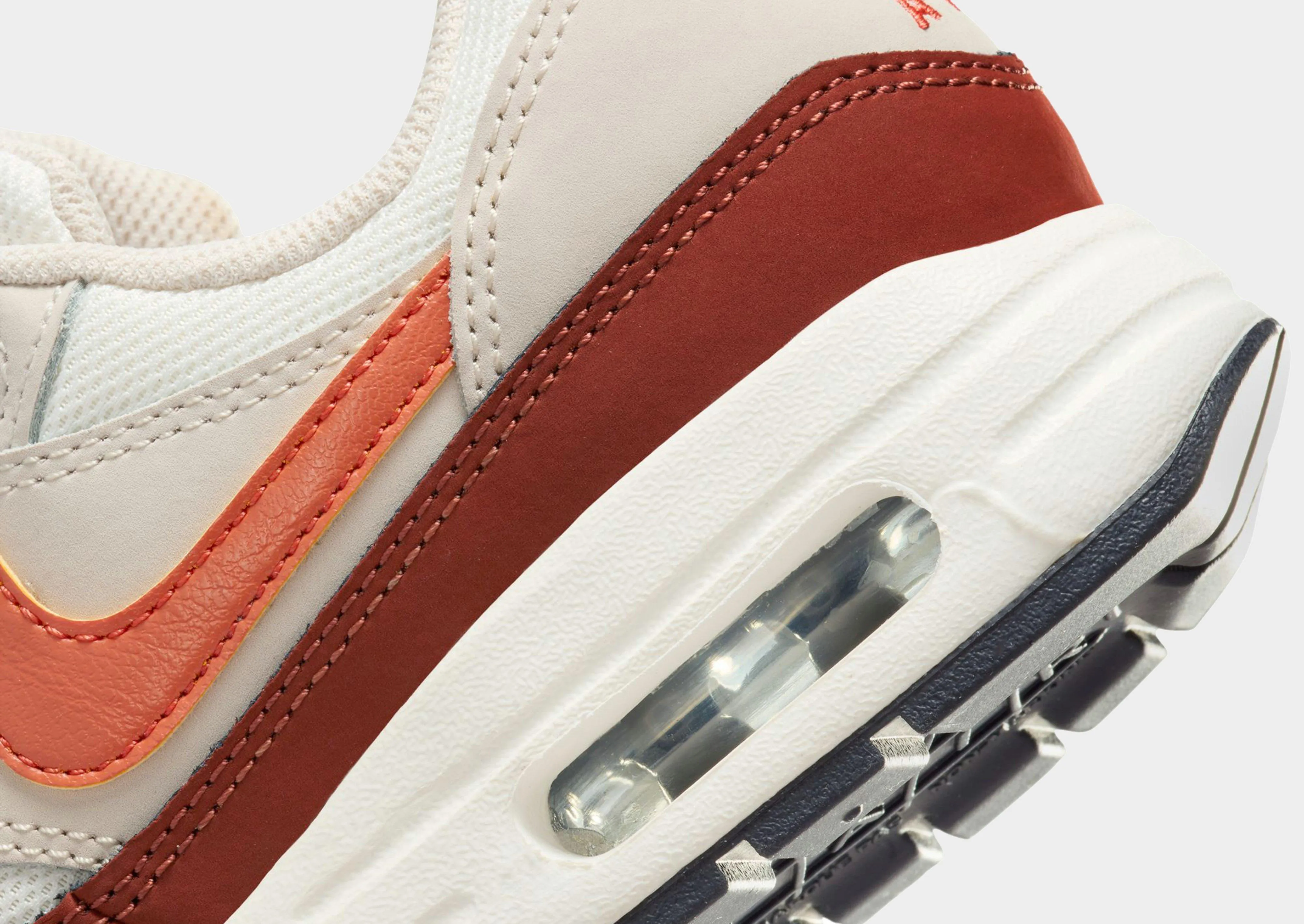 SoftInterior running in track and field meets shoes Air Max 1 Junior's