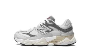 running in a yoga studio shoes 9060 GS "Rain Cloud"