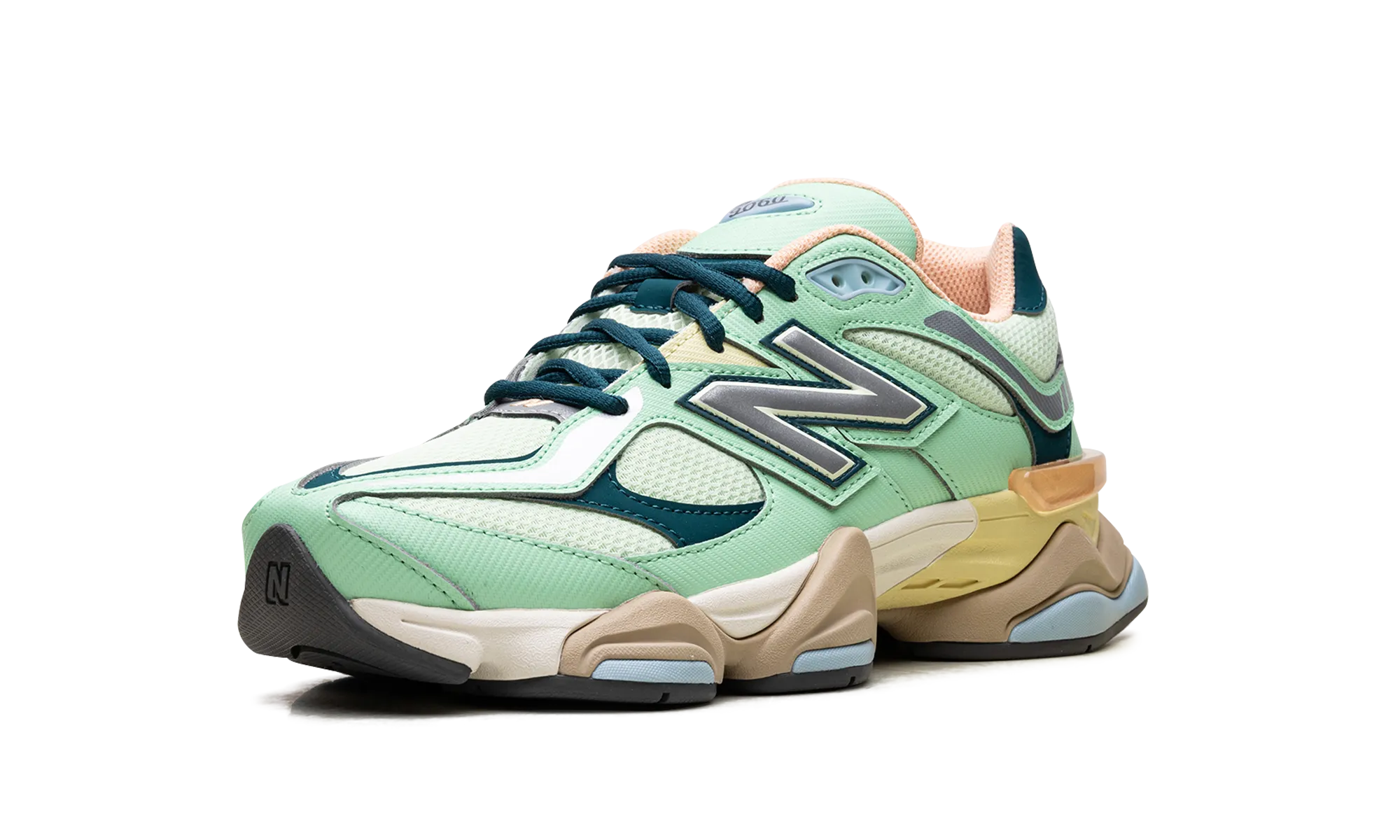 9060 "Sweetgrass Deep Ocean" lightweight synthetic shoes