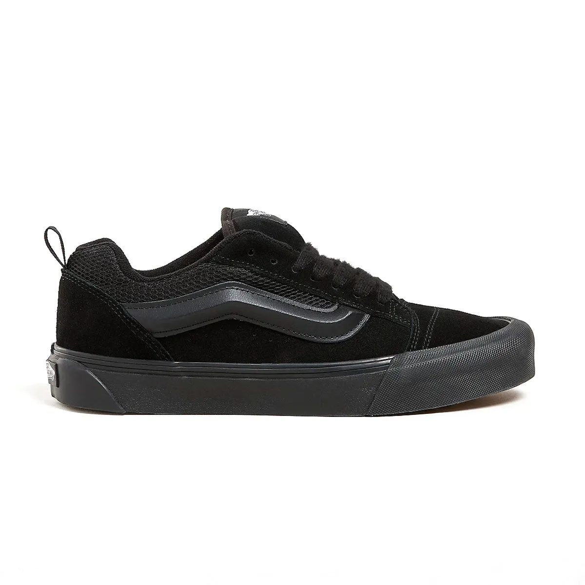 mountain climbers' hiking boots Knu Skool 'Triple Black'