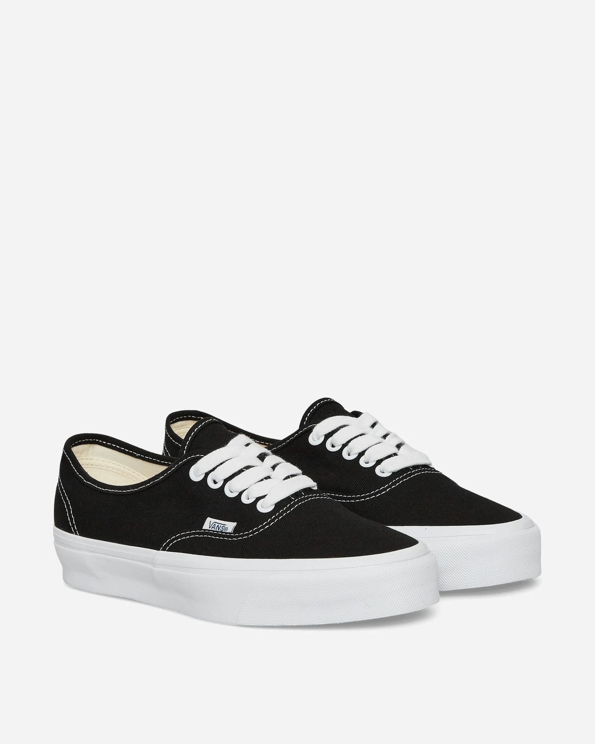 Authentic LX Reissue 44 Sneakers Black Wide base stability Day Out