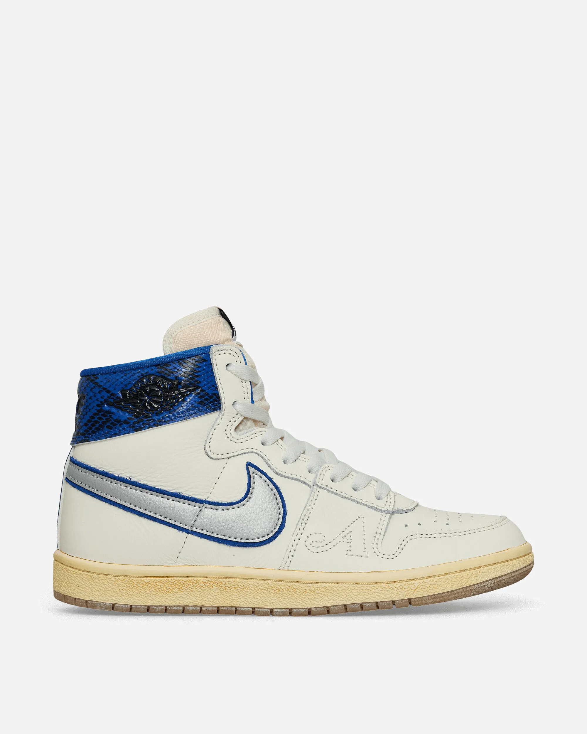 Awake NY Air Ship Sneakers Sail / Game Royal Everyday Look