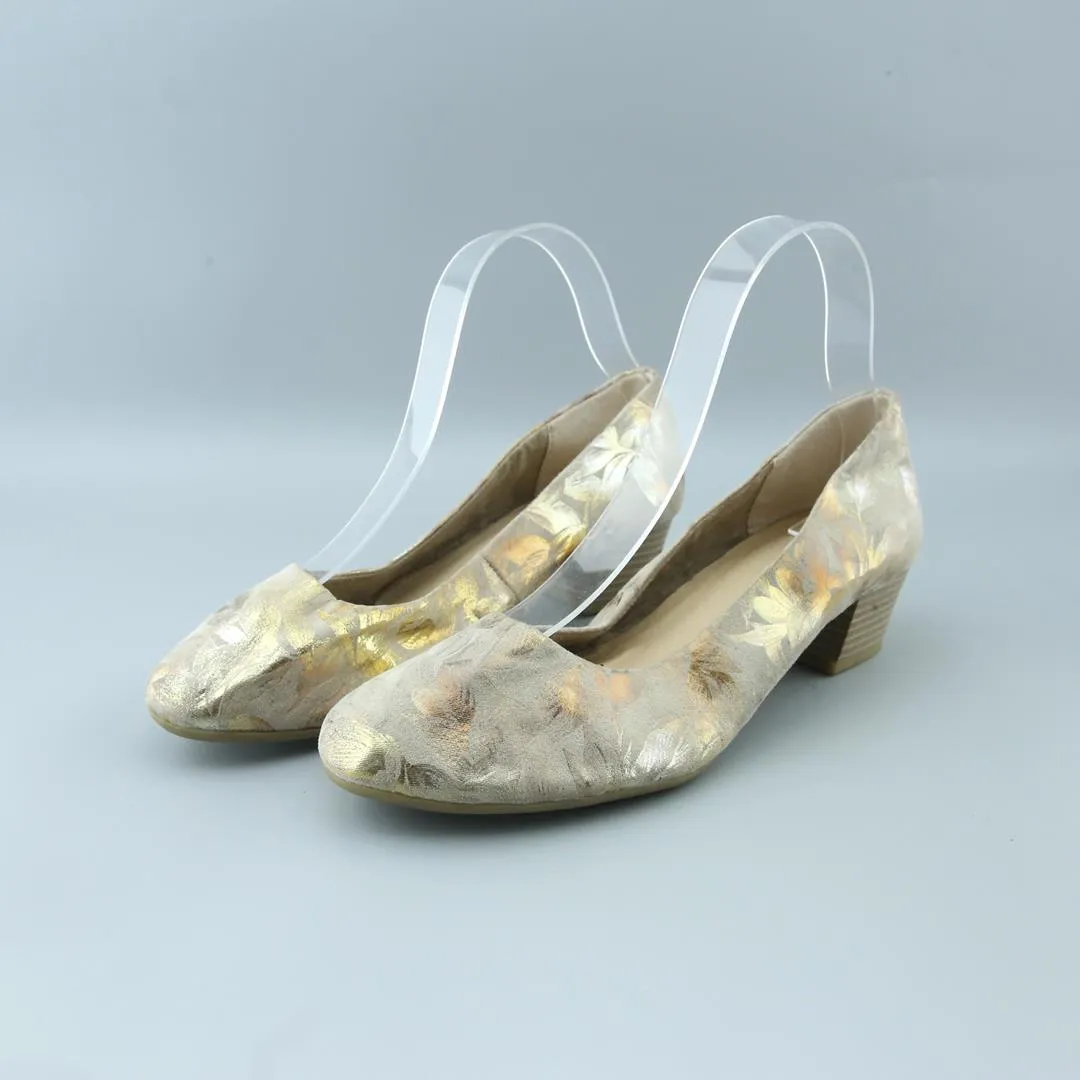 Feminine Energy Retro Style MARCO TOZZI .