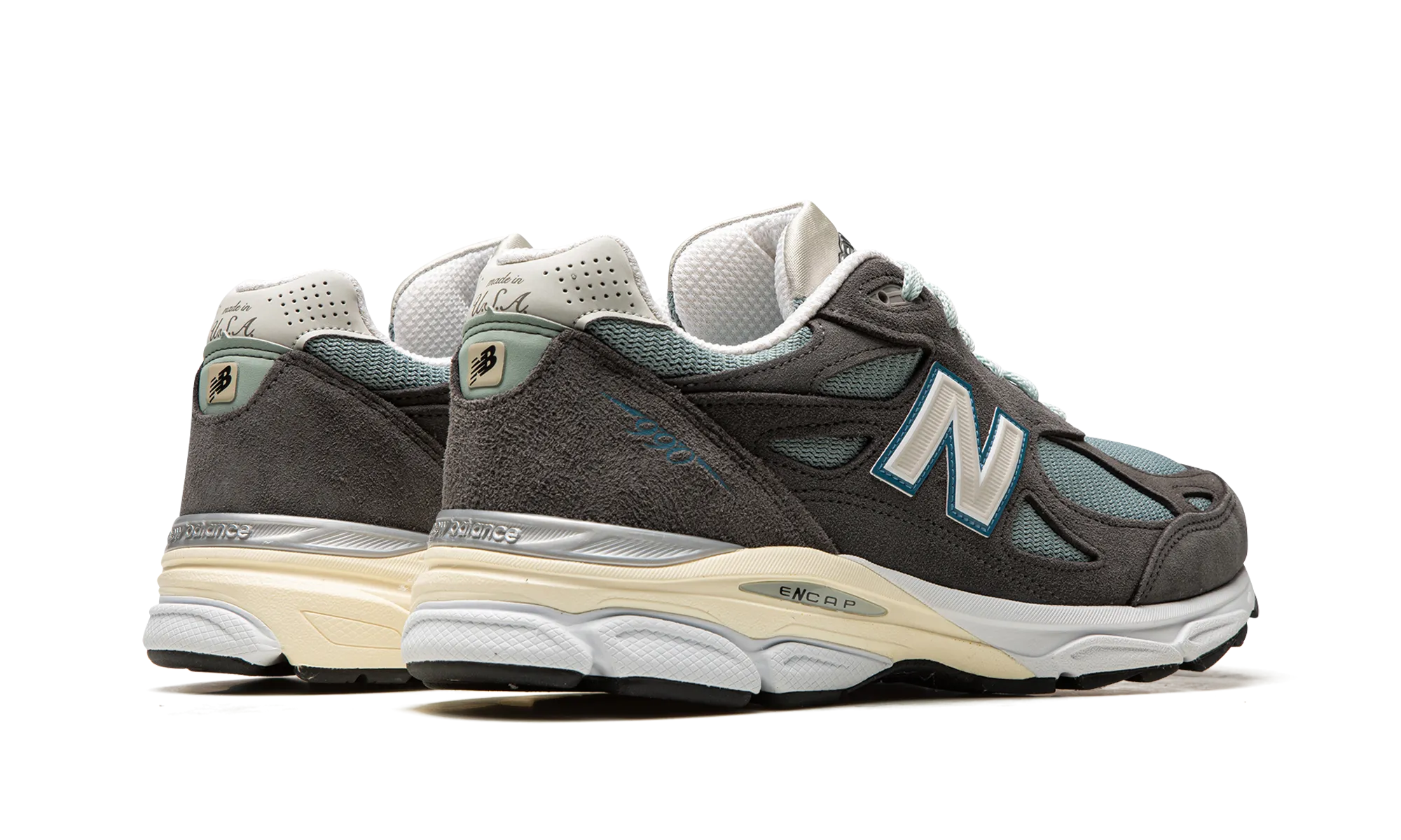 990 v3 "Kith - Steel Blue / Grey" recycled - materials