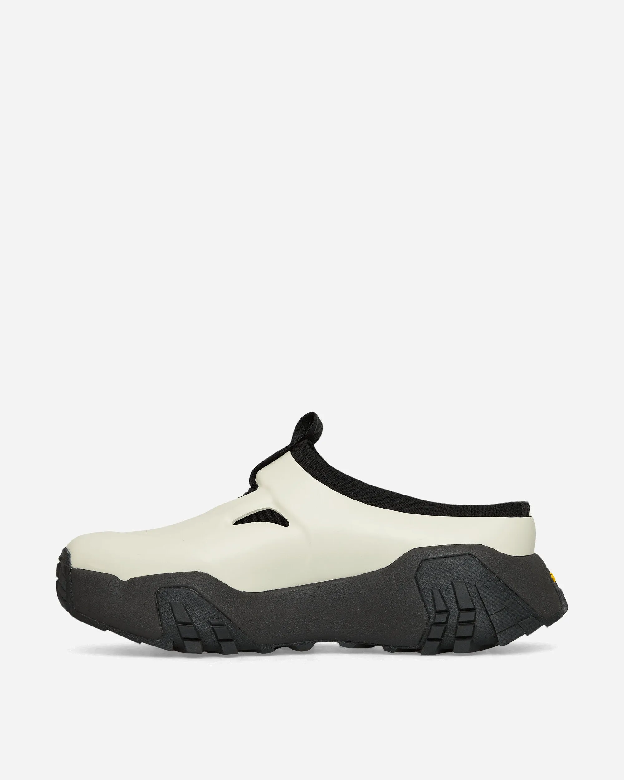 StainResistant Performance Driven Vibram Rubber Core Sabot White Asparagus