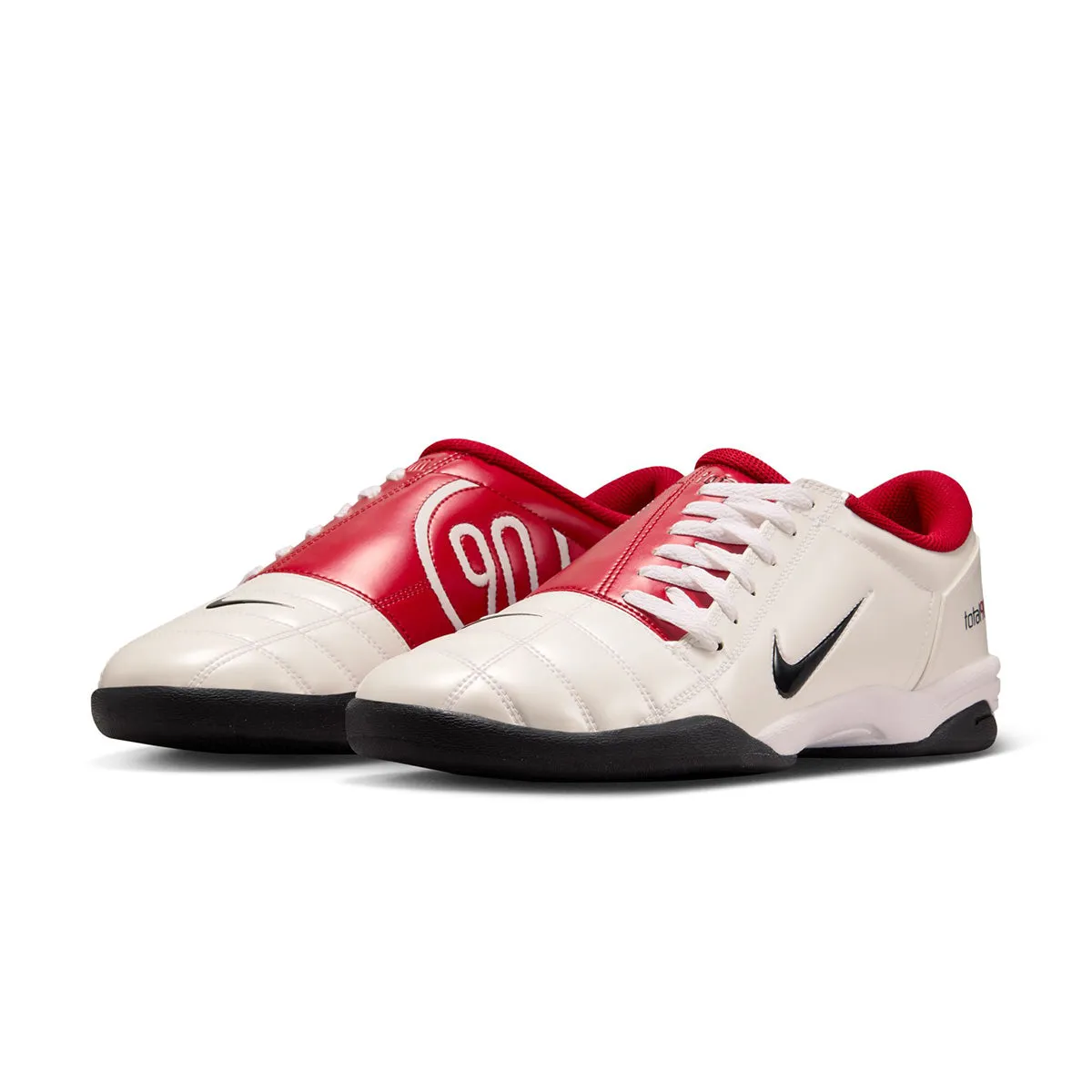 narrowest Total 90 'White Gym Red'