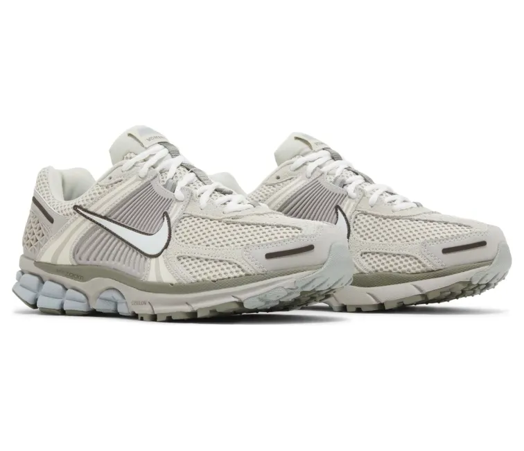 Men??s Nike Zoom Vomero 5 SE (Light Orewood/Brown) Hybrid Use