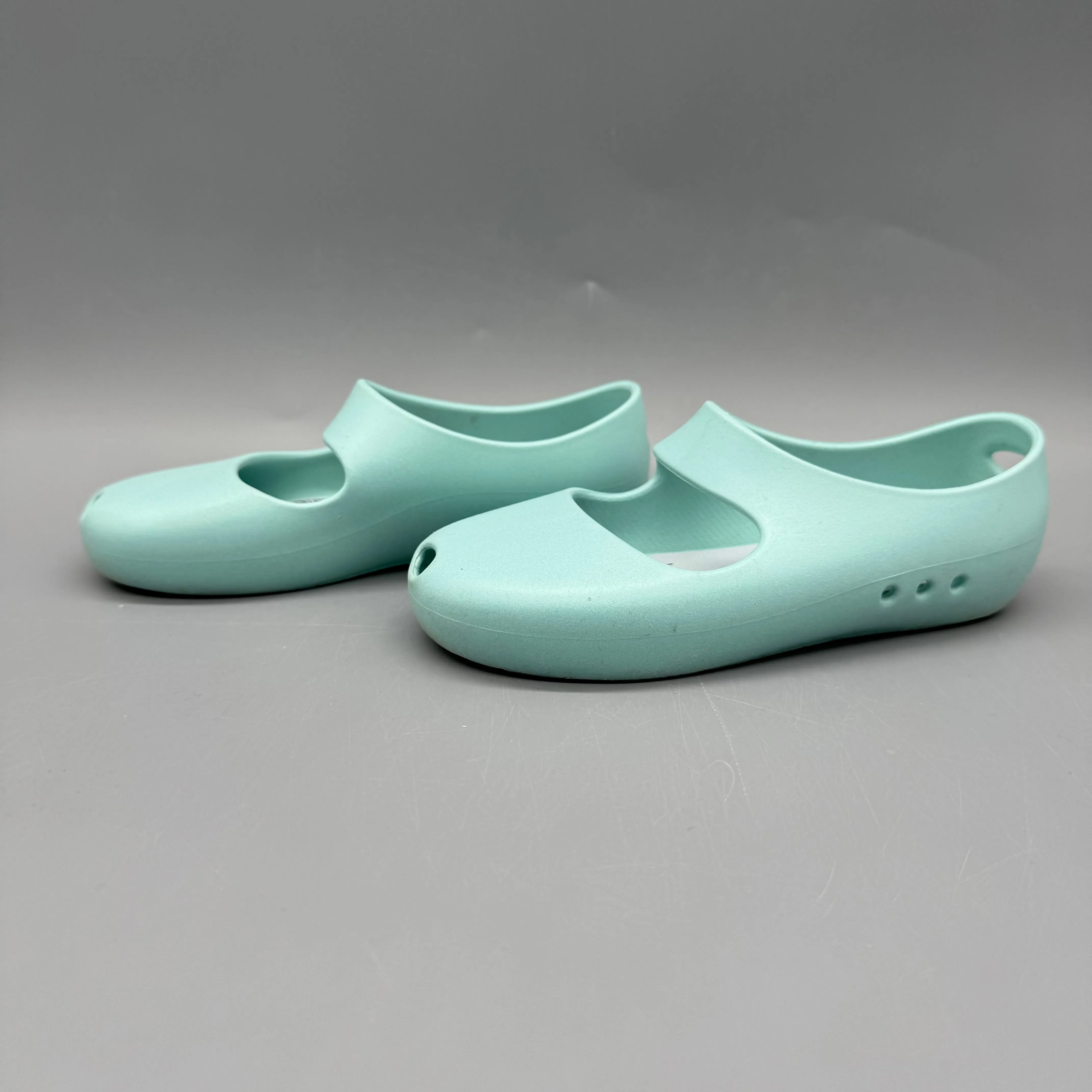Ultimate Wear Baubles   Soles / Sandals / US10