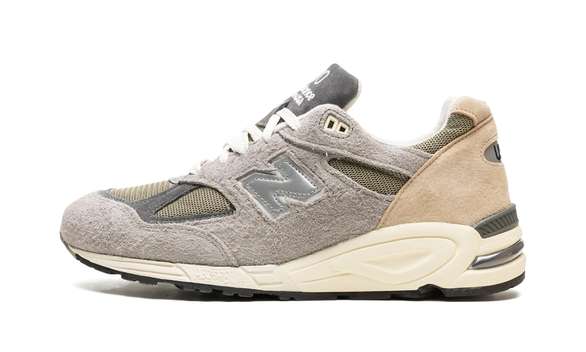 Entry - level running on track 990 V2 "Made In USA - Teddy Santis"