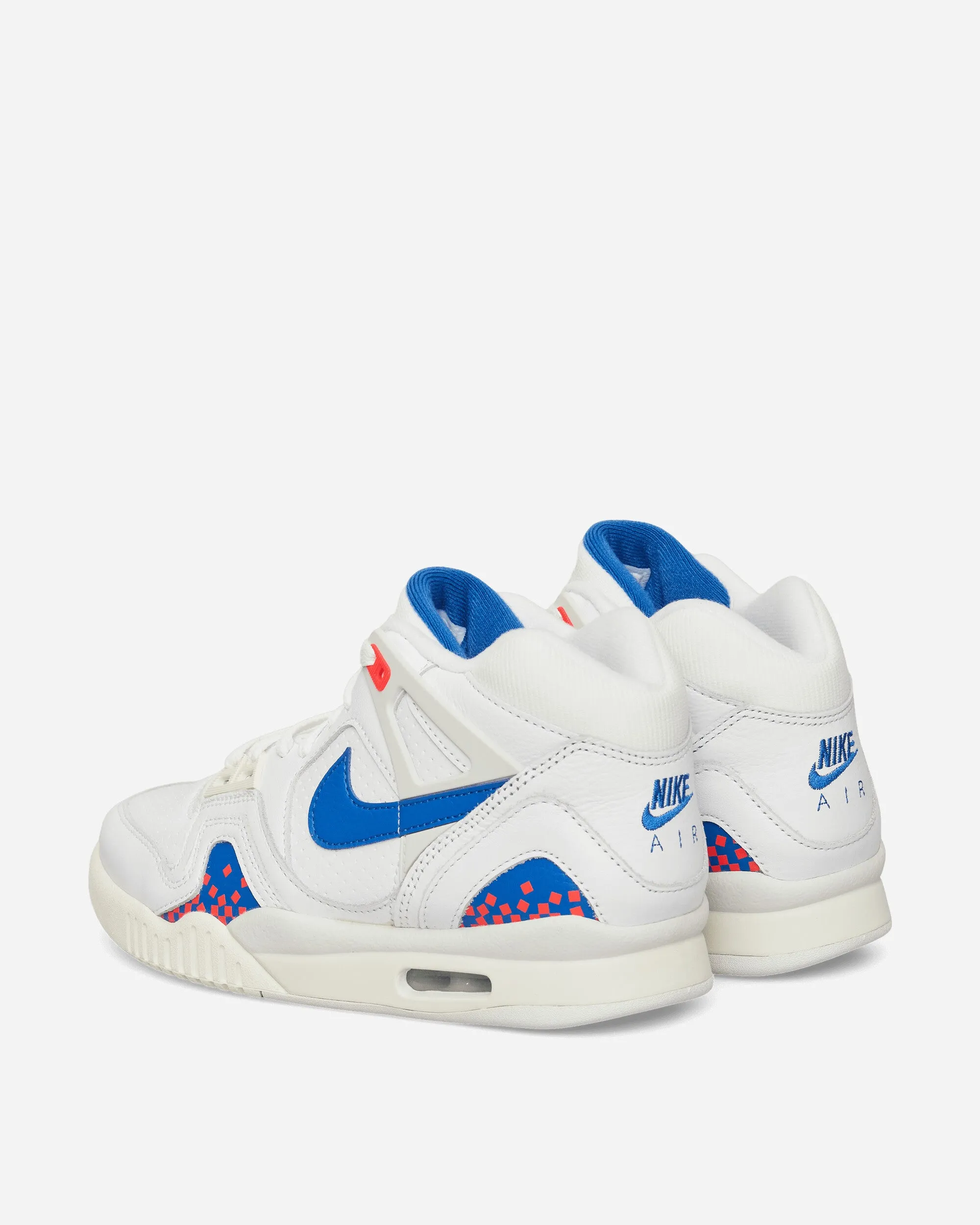 Air Tech Challenge 2 Sneakers White / Laser Crimson Trend-setting silhouette