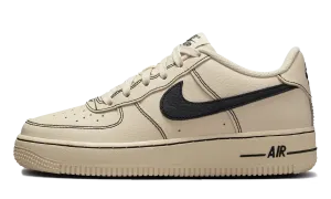 Ventilation Channel Design Foam Padding Technology Air Force 1 Low '07 LV8 "Light Khaki Black"