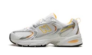 530 "White Vibrant Apricot Silver Metallic" track runner shoes fluid - motion