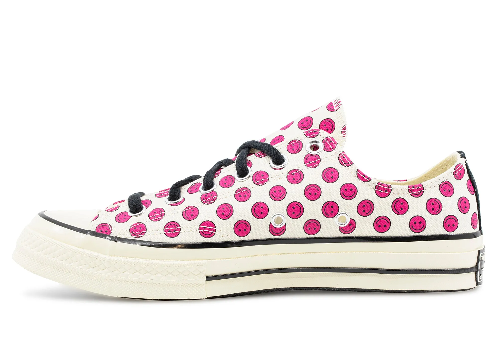 Converse Chuck 70 Ox 'Happy Camper' in Pink Easy - to - wear Multi-functional performance