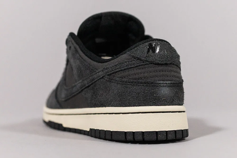 Nike Dunk Low Premium 'Off Noir' Natural Flow