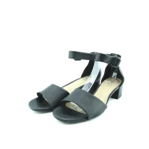 Leg Line Fashion Footwear CLARKS ULTIMATE COMFORT