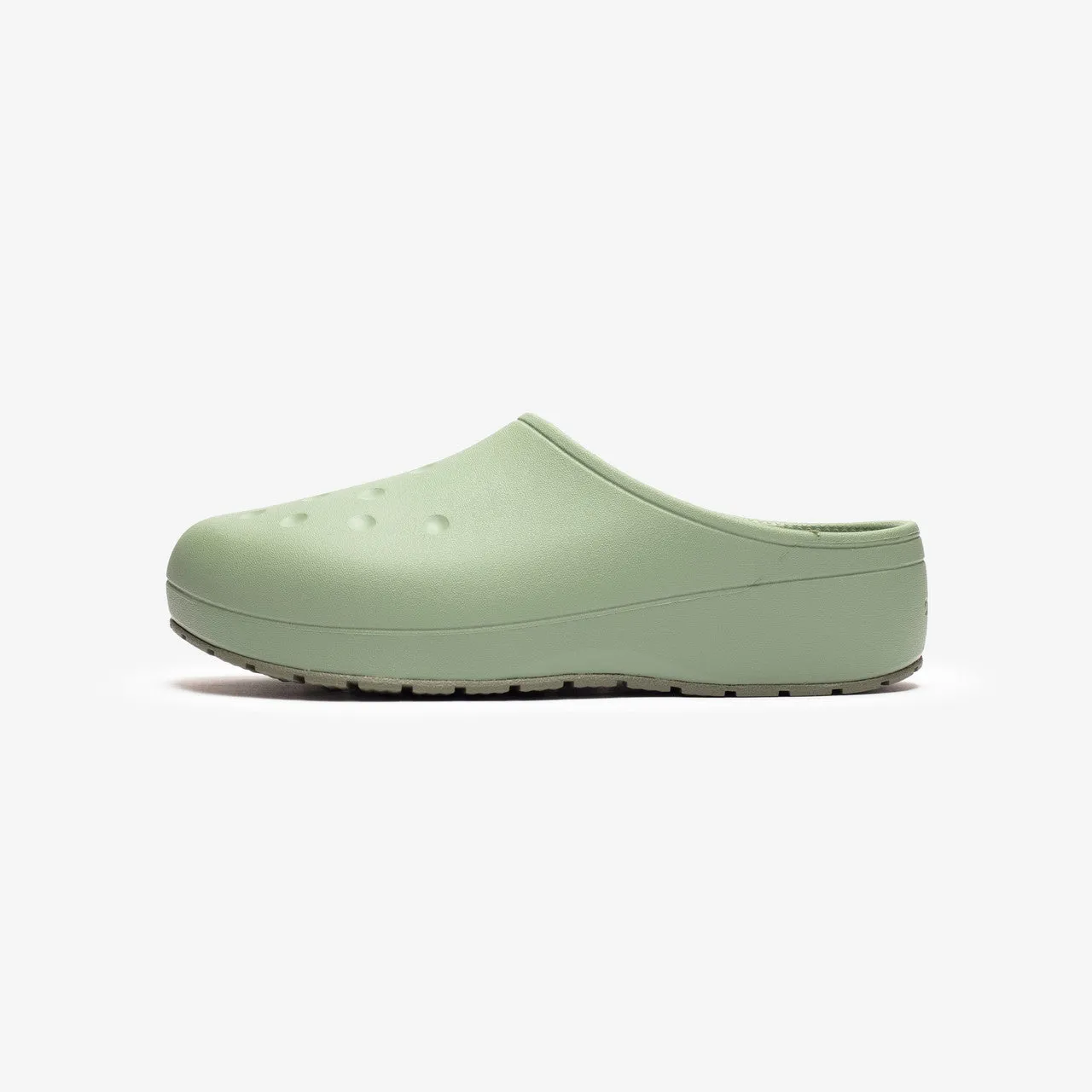 Travel-ready Footwear Classic Icon