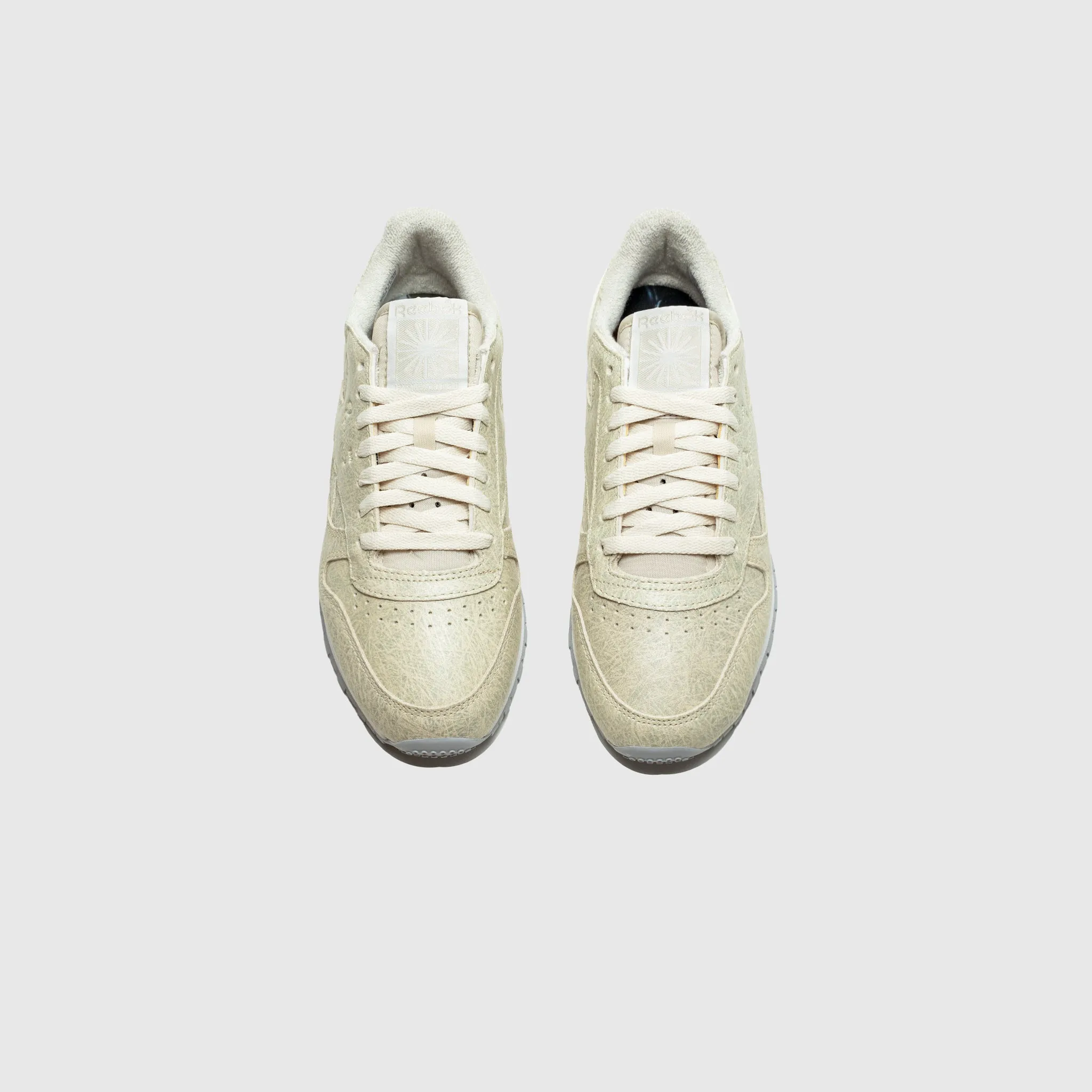 CLASSIC LEATHER X EAMES Fitted Traction